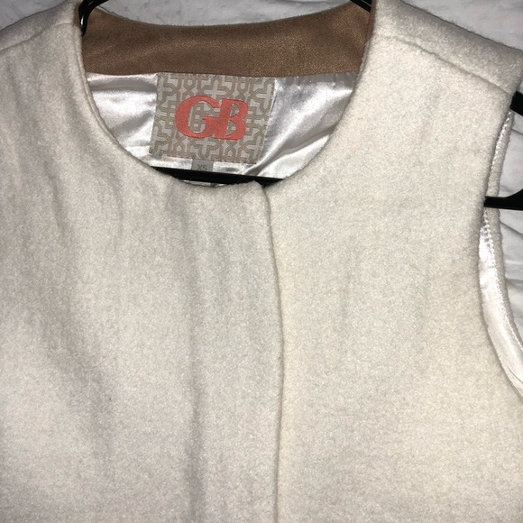 Wool & Suede Gianni Bini Vest - Picture 2 of 4